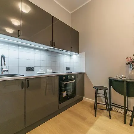 Fundacyjna A Apartman *